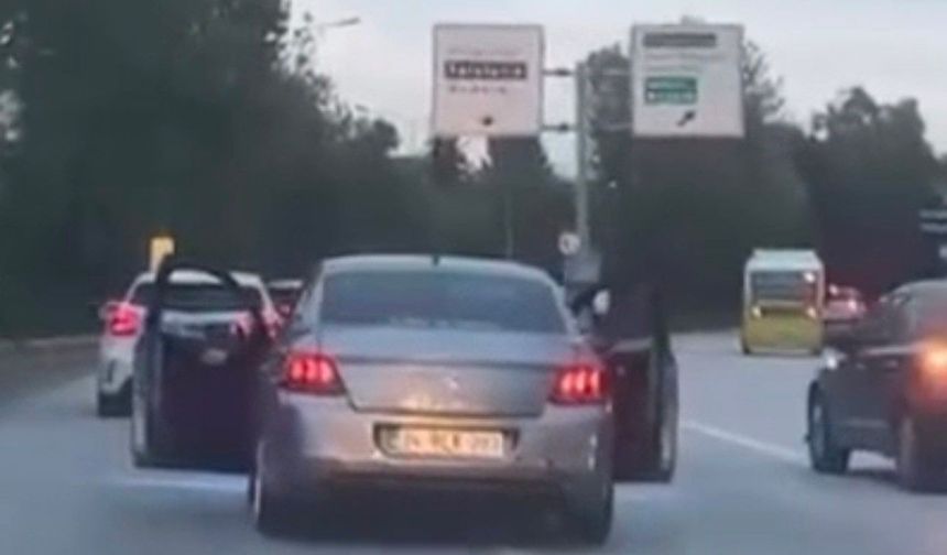 Bursa'da trafikte tehlikeli yolculuk kamerada