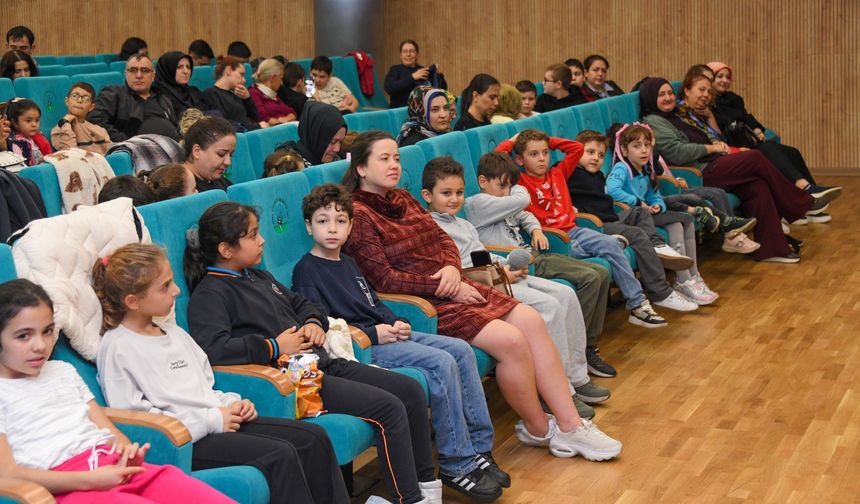 Osmangazi'de "Barış Adası" çocuklarla buluştu