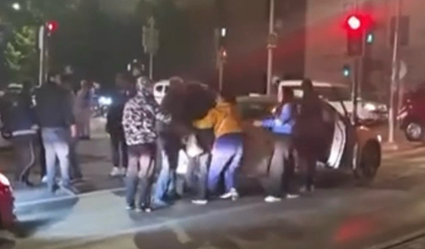 Bursa'da iki aile arasındaki kavga kamerada